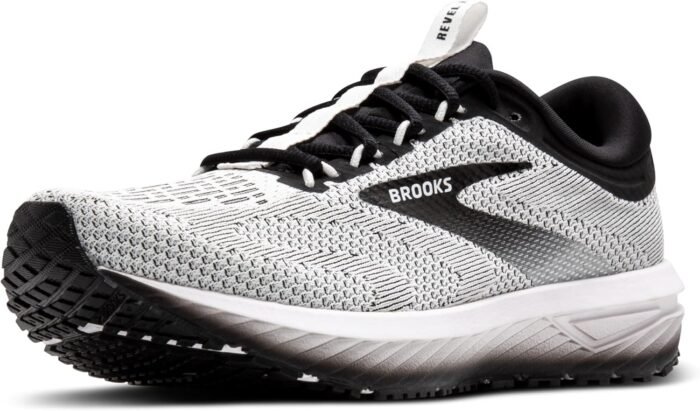 Brooks Women’s Revel 7 Neutral Running Shoe - Image 2