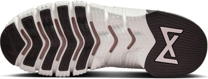 Nike Free Metcon 5 Women's Workout Shoes (DV3950-201, Smokey Mauve/Light Bone/Velvet Brown/) - Image 3