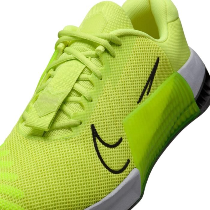 Nike Men's Low-top Sneakers - Image 5